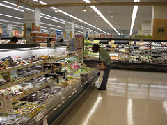 SUPERMARKET